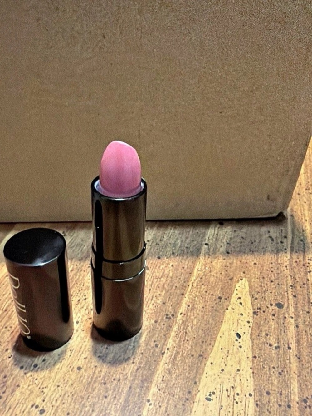 Doll 10 Knockout Lipstick in Pink NWT - Picture 2 of 9